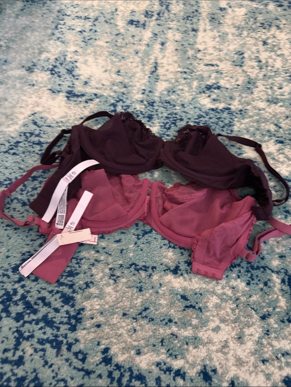 Victoria's Secret Two-Tone Lace Underwire Bra - Plum & Mauve Rose